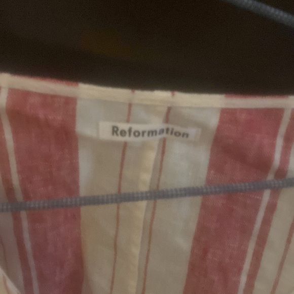 Reformation linen top - Picture 2 of 5